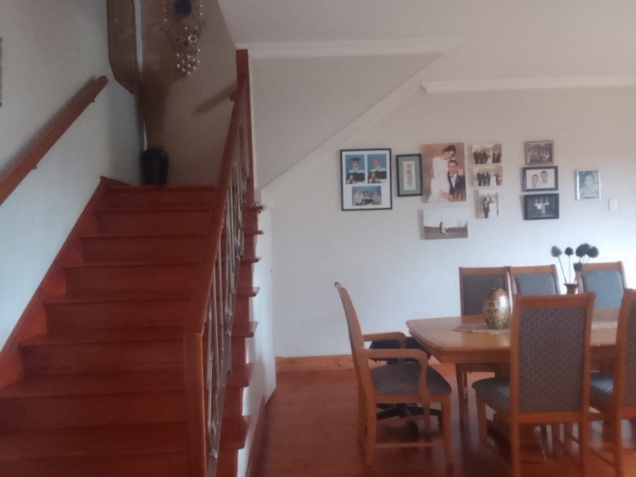 To Let 3 Bedroom Property for Rent in Selborne Eastern Cape